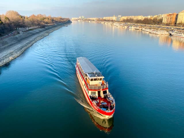 Jak dojechać z lotniska w Budapeszcie do centrum bez stresu i kosztów Jak dojechać z lotniska w Budapeszcie do centrum bez stresu i kosztów