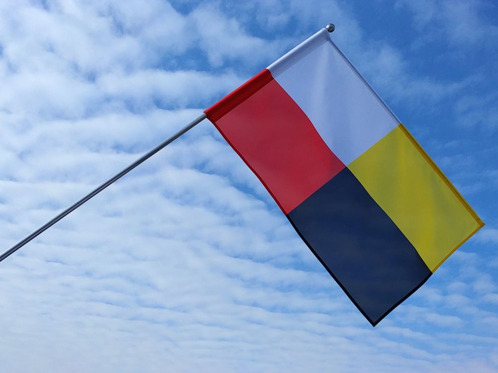 Flaga miasta Żary / realizacja