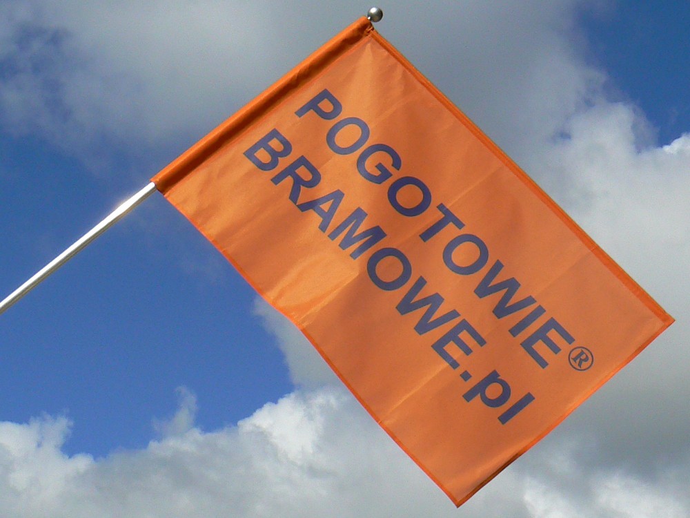 Flaga Pogotowie Bramowe / realizacja