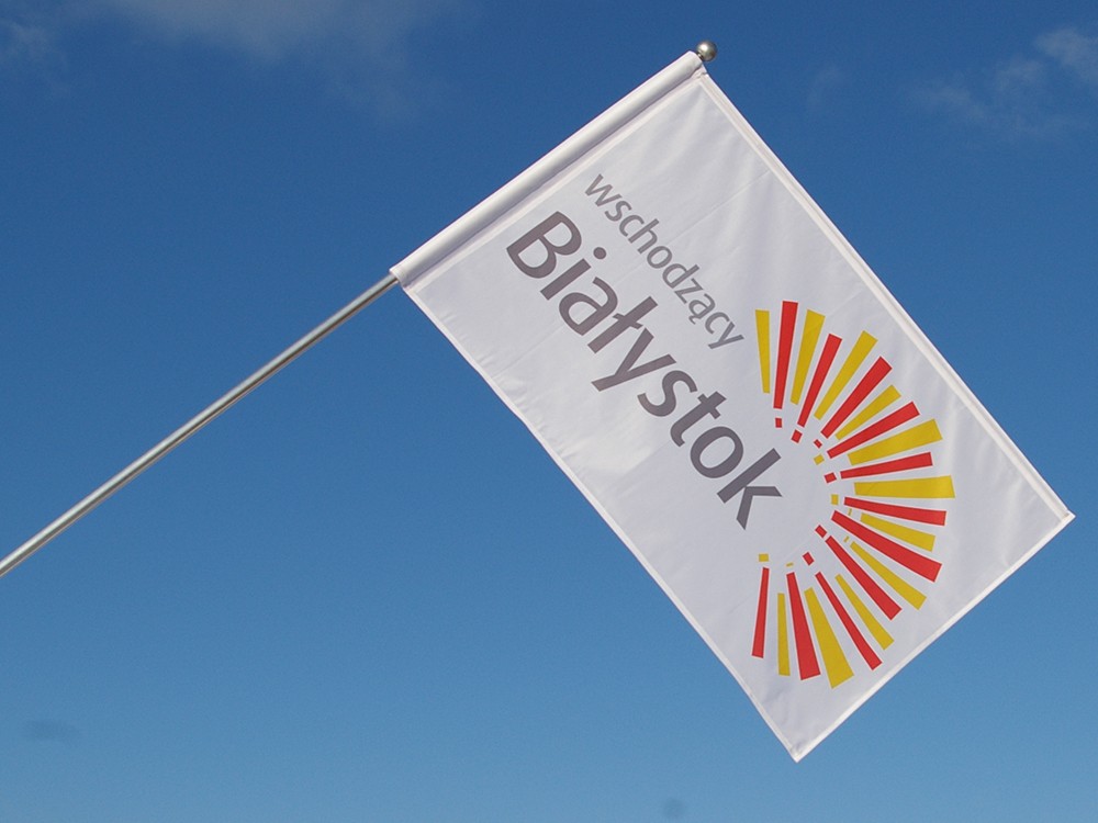 Flaga Wschodzący Białystok (logo) / realizacja